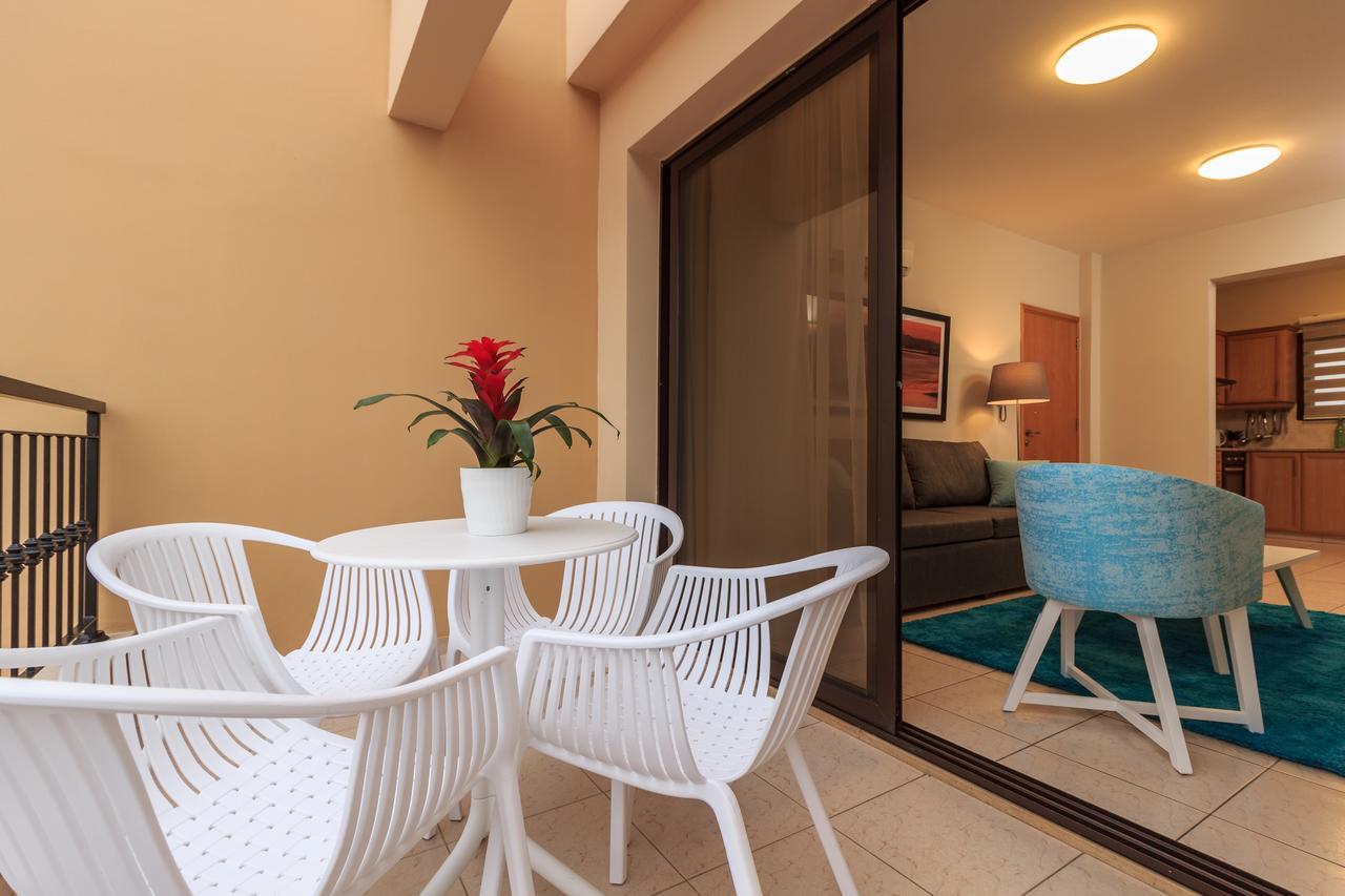 Soho City Apartments Larnaka Exterior foto