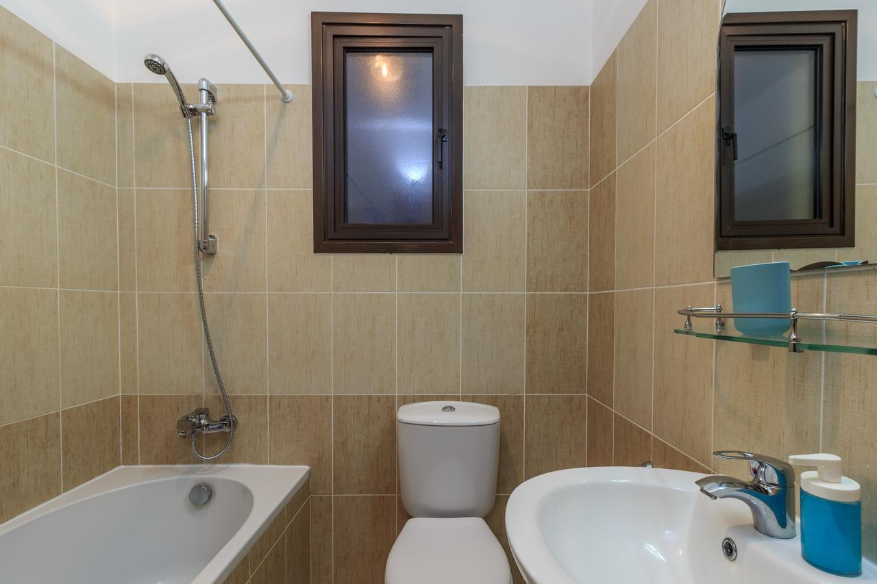 Soho City Apartments Larnaka Exterior foto